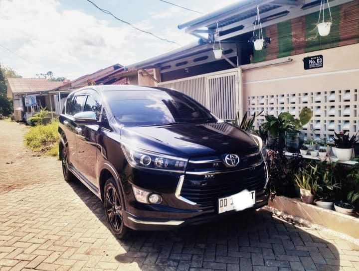Toyota Innova Reborn